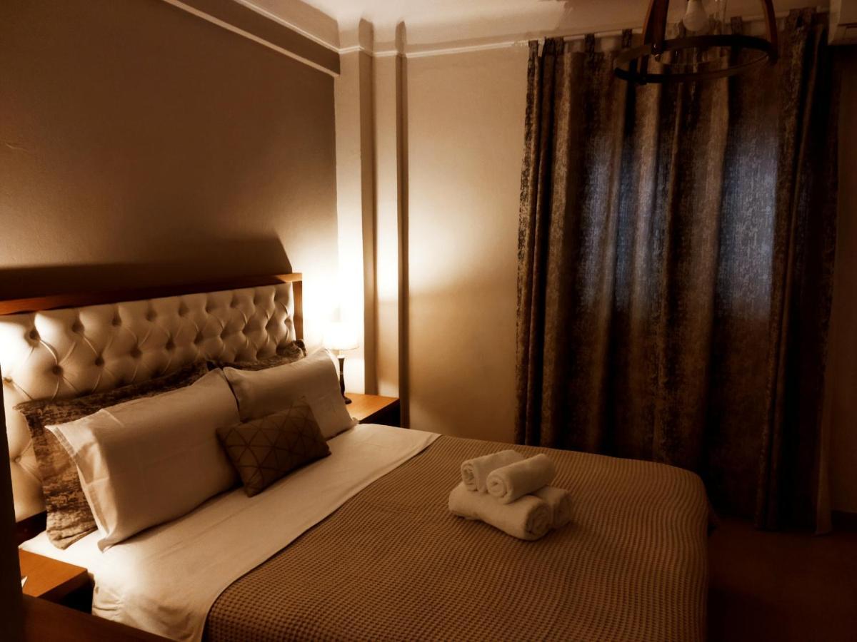 Cozy Apartment In The Heart Of Tesalonika Bagian luar foto