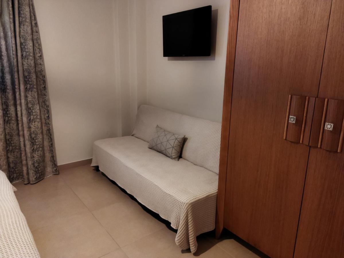 Cozy Apartment In The Heart Of Tesalonika Bagian luar foto