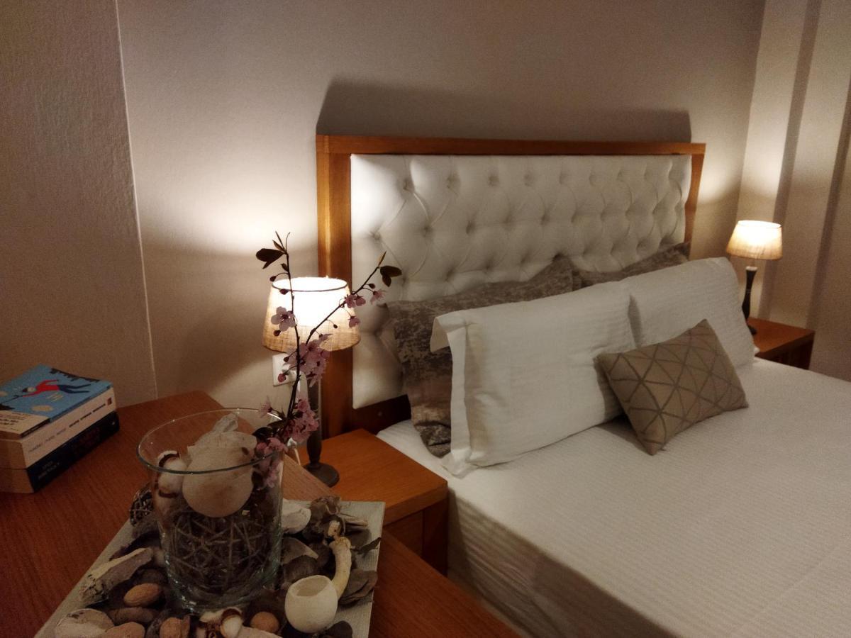 Cozy Apartment In The Heart Of Tesalonika Bagian luar foto