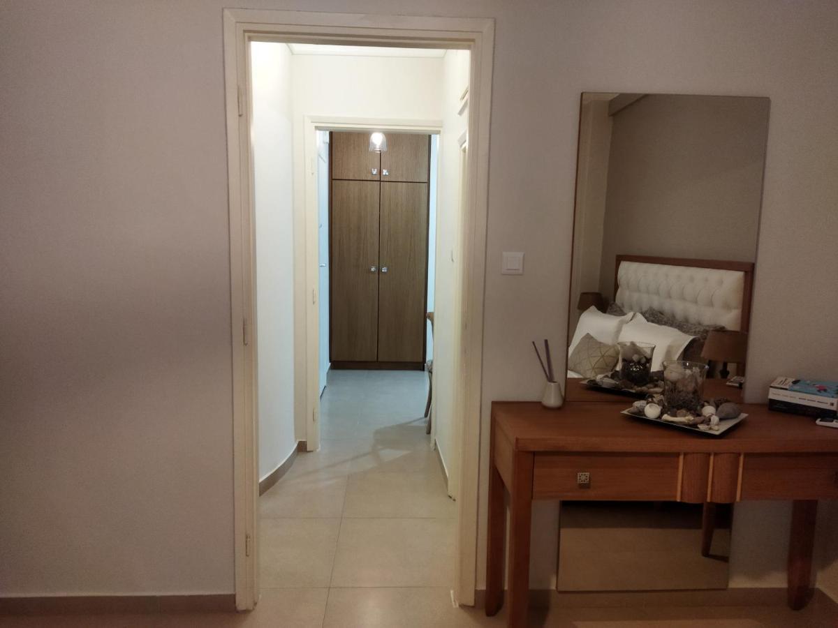 Cozy Apartment In The Heart Of Tesalonika Bagian luar foto