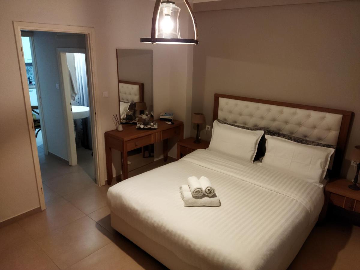 Cozy Apartment In The Heart Of Tesalonika Bagian luar foto